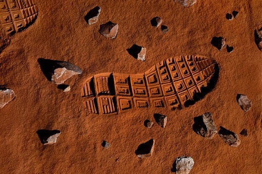 Nike 即將與藝術家 Tom Sachs 再度打造太空狂想系列計劃