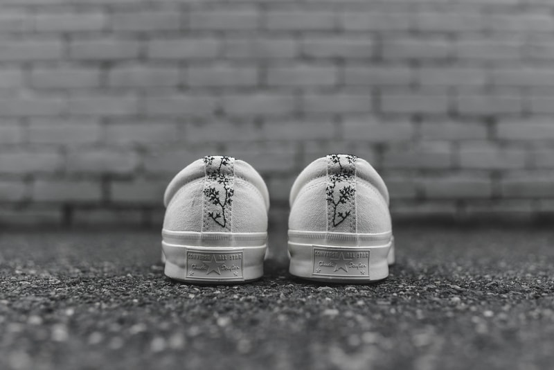 THE CONVERSE DECK STAR SLIP-ON IS READY FOR SPRING WITH “MAY FLOWER” GRAPHICS