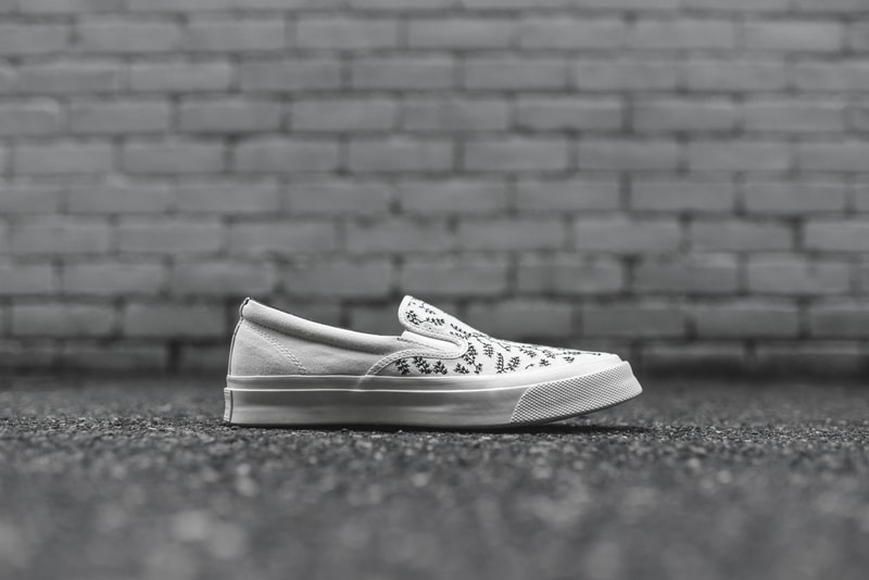 THE CONVERSE DECK STAR SLIP-ON IS READY FOR SPRING WITH “MAY FLOWER” GRAPHICS