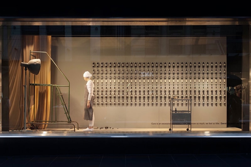 Aesop 在櫥窗展示中融入表演藝術