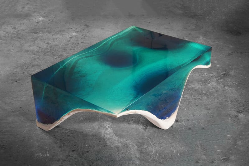 Eduard Locota 以深海為靈感打造「delMare Table」創意桌子