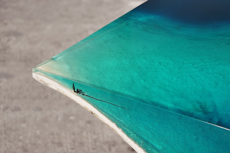 Eduard Locota 以深海為靈感打造「delMare Table」創意桌子