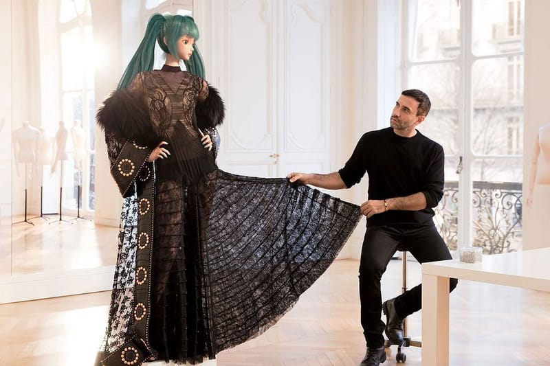 Riccardo Tisci 的最新靈感女神竟然是初音未來？！