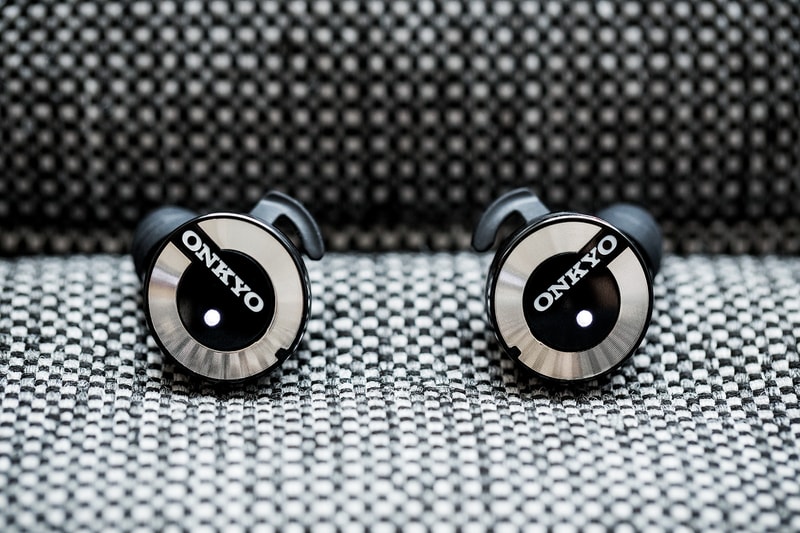 ONKYO, Earphones, Music, Bluetooth