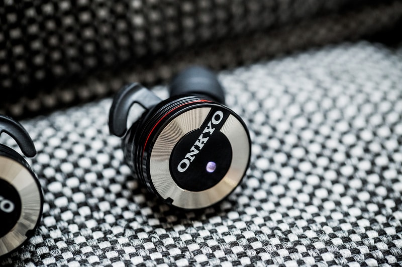 ONKYO, Earphones, Music, Bluetooth