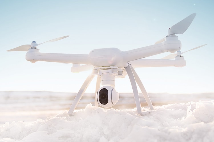 小米全新發布航拍無人機