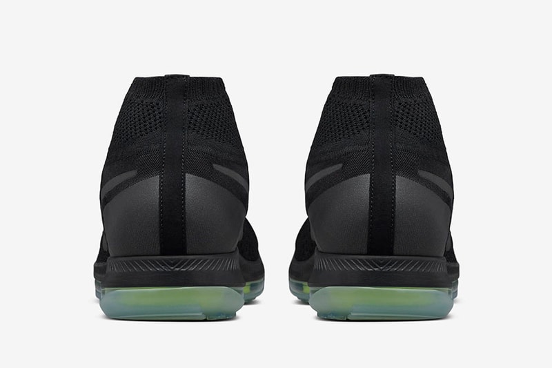 Nike Zoom All Out Flyknit "Triple Black"