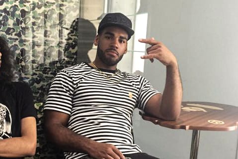 Supreme 獵人「An Ape」大鬧紐約街頭，狩獵 Supreme 擁躉