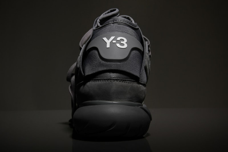 Y-3 Qasa High 全新配色設計「Vista Grey」