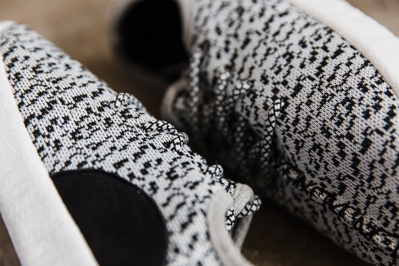 居家也時尚！SLPRS 打造 Yeezy Boost 350 拖鞋系列