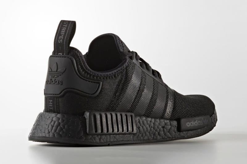 adidas Originals 即將推出 NMD_R1 黑魂版本！？
