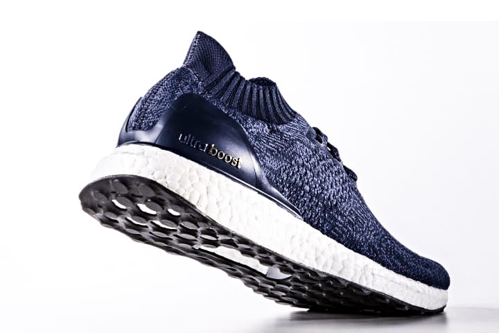 adidas 推出 UltraBOOST Uncaged 全新配色「弦月藍」