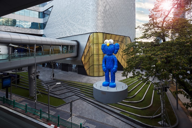 走進 KAWS 全新個人藝術展覽「BFF」