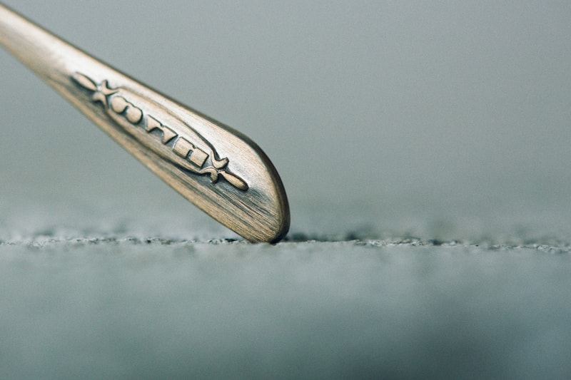 Oliver Peoples 最新金屬 Hartford 及 Welden 鏡架