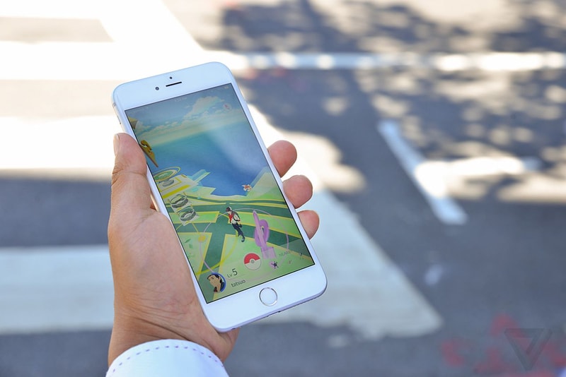 《Pokémon GO》熱潮引發－6 大訓練員必備電話充電器