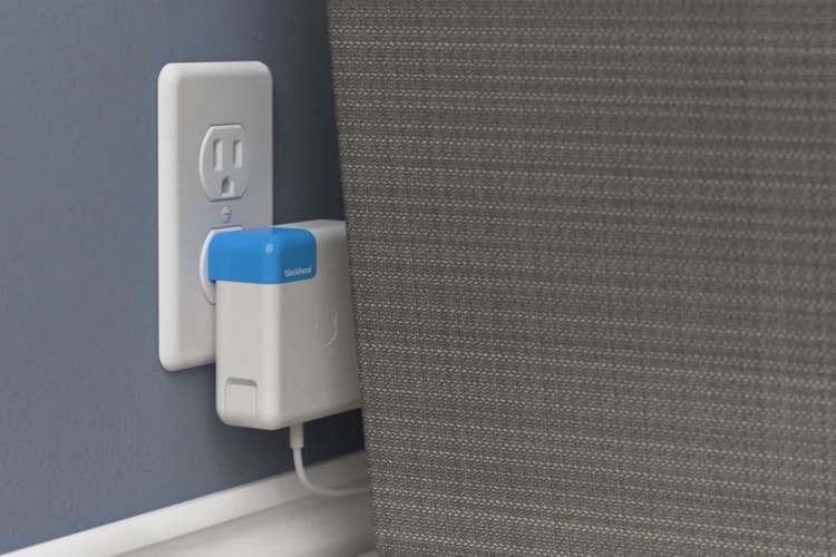 Ten One Design 為 Apple 電源轉接器推出 Blockhead 側向式插頭