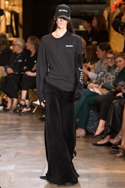推出 18 單位聯乘－Vetements 2017 春夏系列預覽
