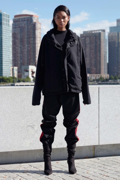 Kanye West YEEZY Season 4