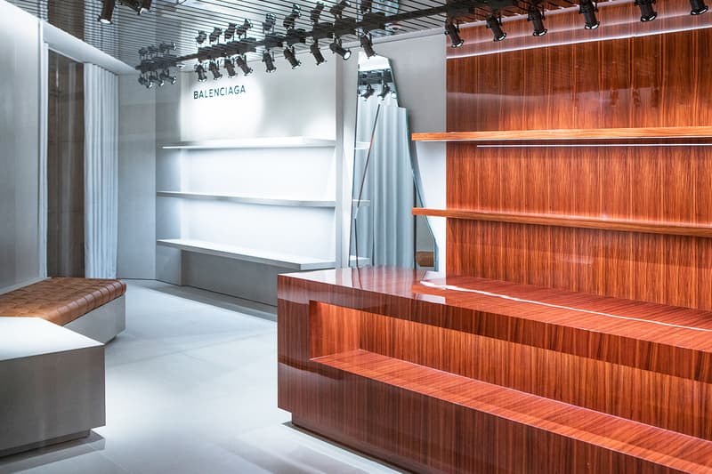 探索亞洲首個demna Gvasalia 監修balenciaga 概念店之設計 Hypebeast 探索亞洲首個demna Gvasalia 監修balenciaga 概念店之設計 Hypebeast