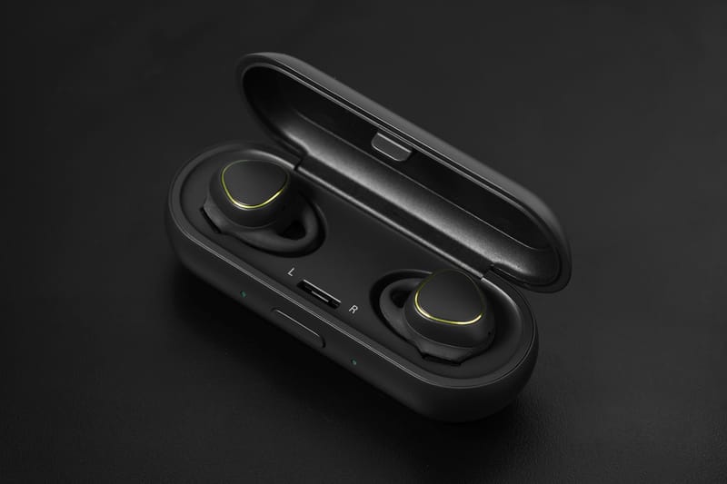 運動型耳機 － Samsung Gear IconX 藍芽連接的快感