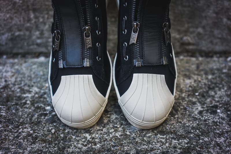 Y-3 Super Zip Closer Look