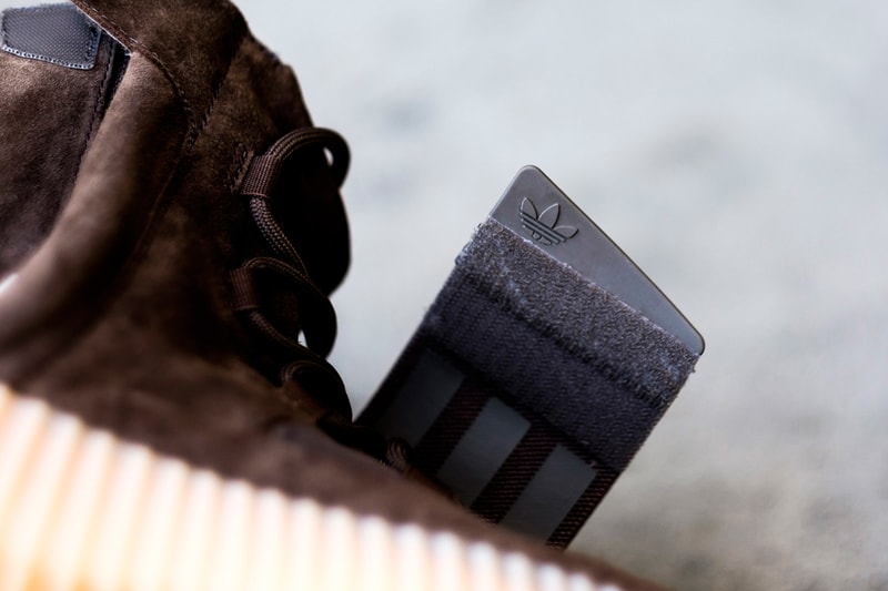 adidas Originals YEEZY BOOST 750 "Chocolate" Closer Look