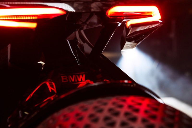 自動平衡車身－BMW 發佈 Vision Next 100 概念電單車設計