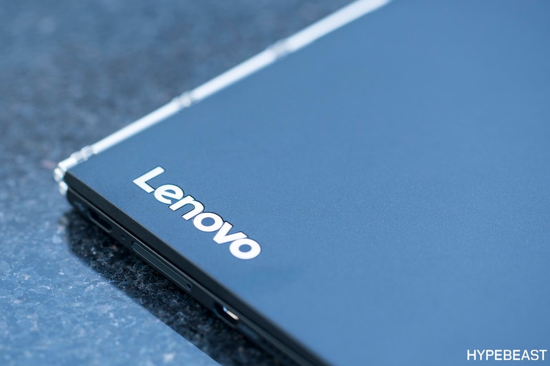 日前 Lenovo 於香港推出了全球最輕薄的二合一平板電腦 Yoga Book