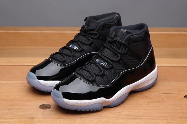 近賞 Air Jordan 11「Space Jam」復刻配色
