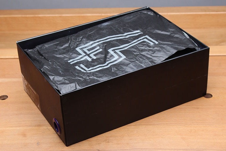 Air Jordan 11 "Space Jam" Closer Look