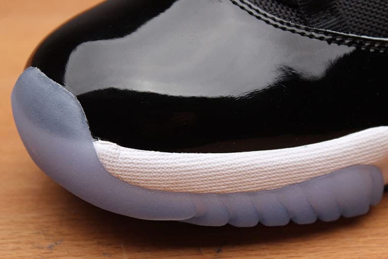 Air Jordan 11 "Space Jam" Closer Look