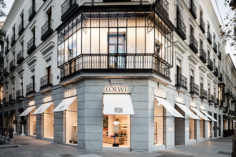 Jonathan Anderson 美學實體化－走進 CASA LOEWE 馬德里旗艦店