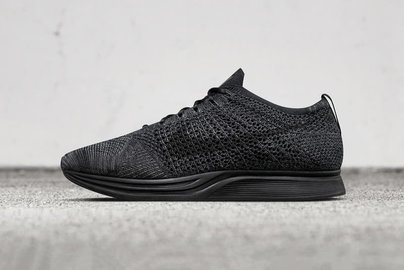 Nike Flyknit Racer Midnight ”Triple Black"