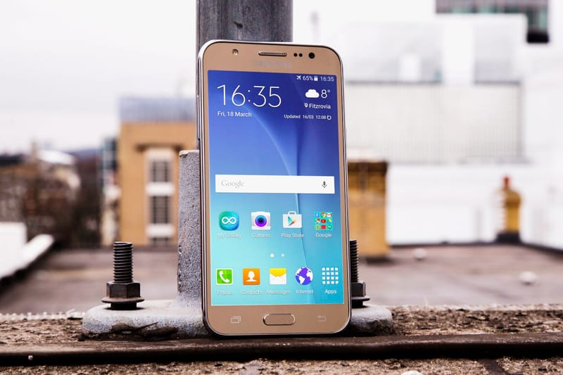 屋漏偏逢連夜雨－Samsung Galaxy J5 再現「爆炸門」事件