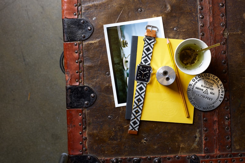 TOMS,Apple Watch