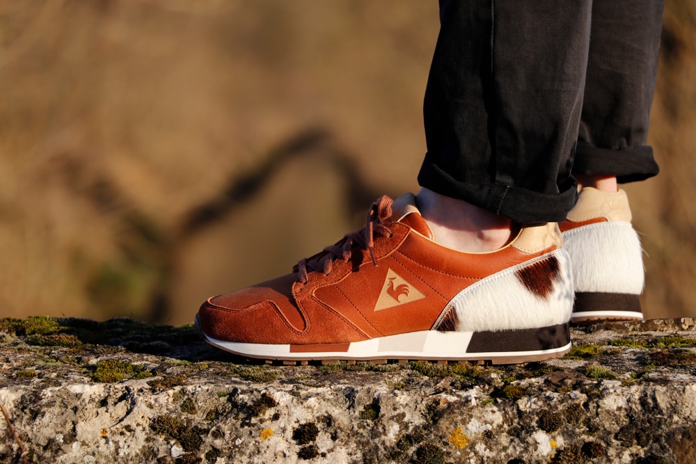 le coq sportif collaborates with Starcow for their new sneaker OMEGA