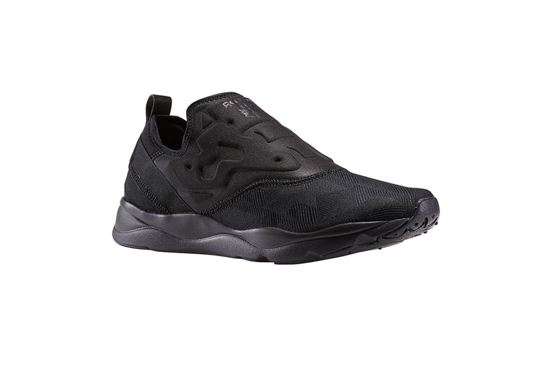 Reebok Furylite Slip On 全新黑、白配色上架