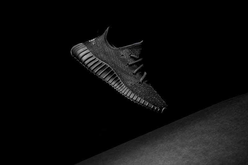 adidas Originals YEEZY BOOST 350 V2 Black/White Closer Look