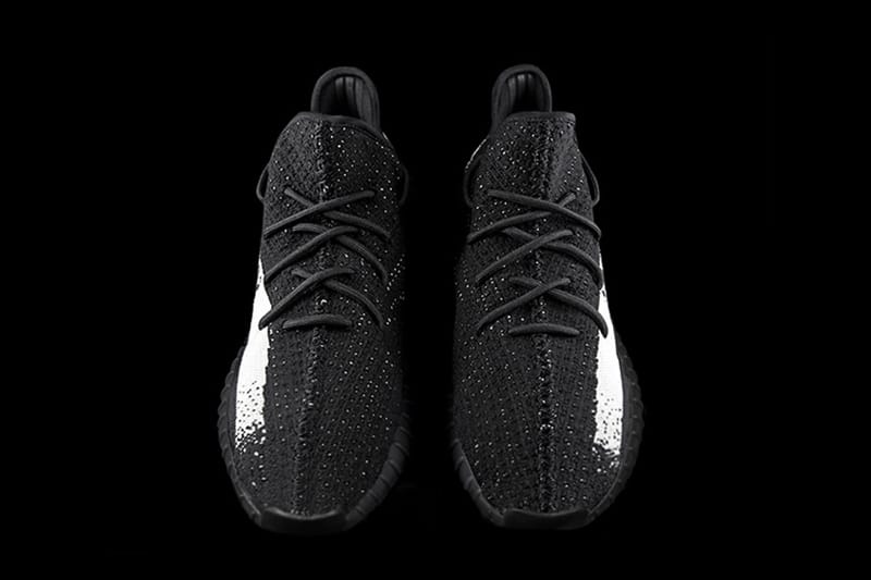 adidas Originals YEEZY BOOST 350 V2 黑白新色正式登場！香港區發售詳情公開