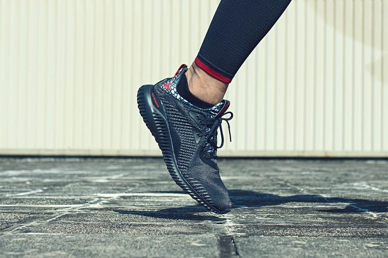 近賞 adidas 最新 AlphaBOUNCE 黑魂「CNY」別注以及黑白新色