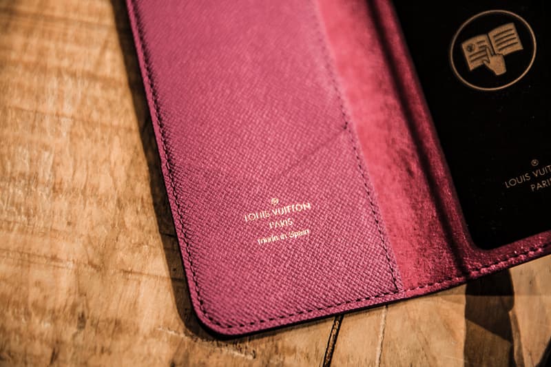 louis vuitton iphone folio closer look