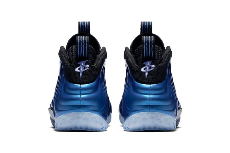 dark neon royal foamposite