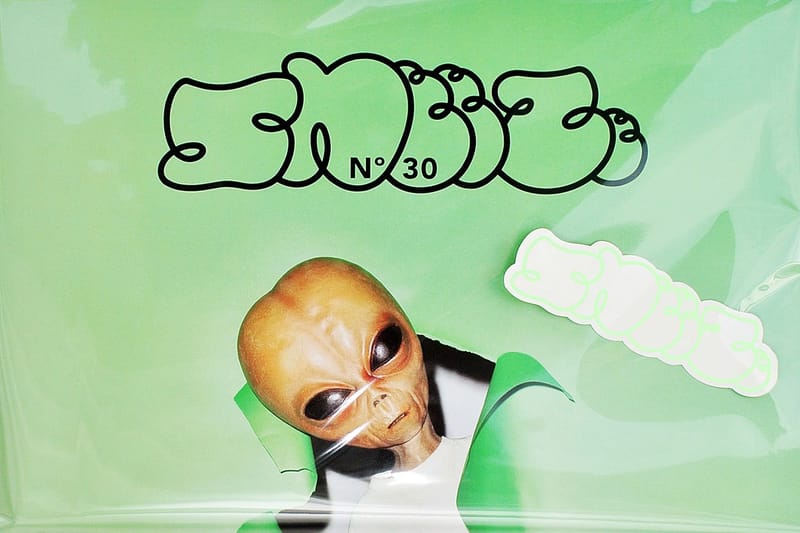 LIL MAYO 登上《SNEEZE Magazine》第 30 期封面