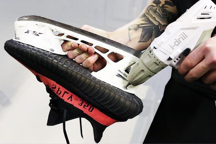 YouTuber NameBran 將 YEEZY BOOST 350 V2 改造成滑冰鞋