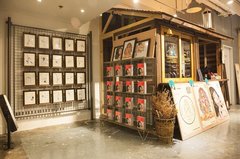 從漫畫家門小雷畫集展覽出發 走進 OVERLAB 之概念新店