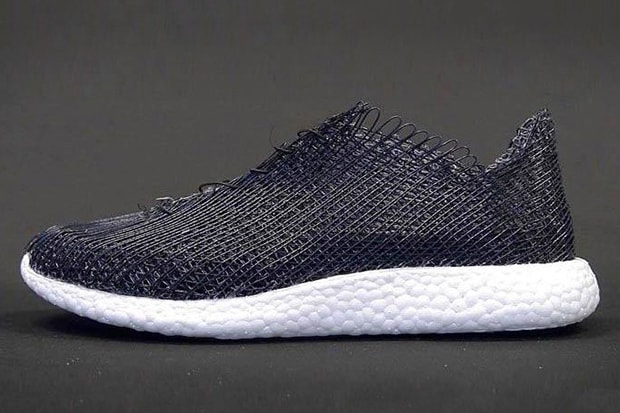 物料重塑-adidas Futurecraft 金屬感演示