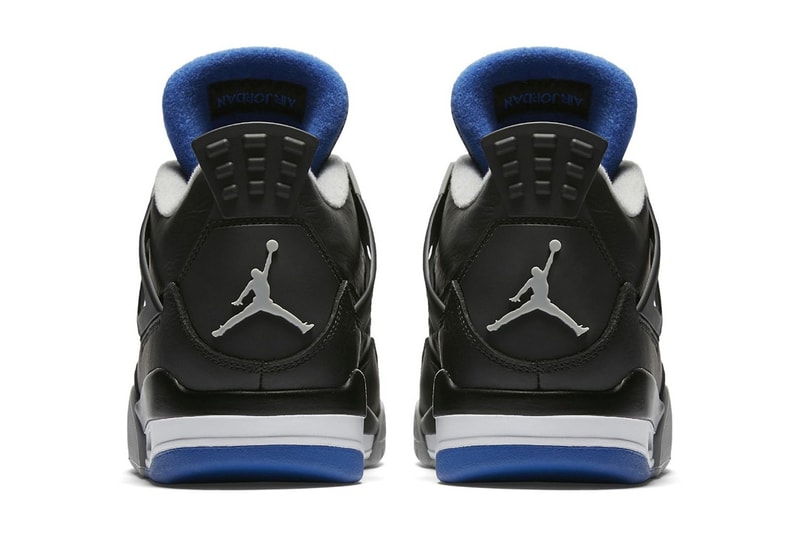 Air Jordan 4 "Royal"