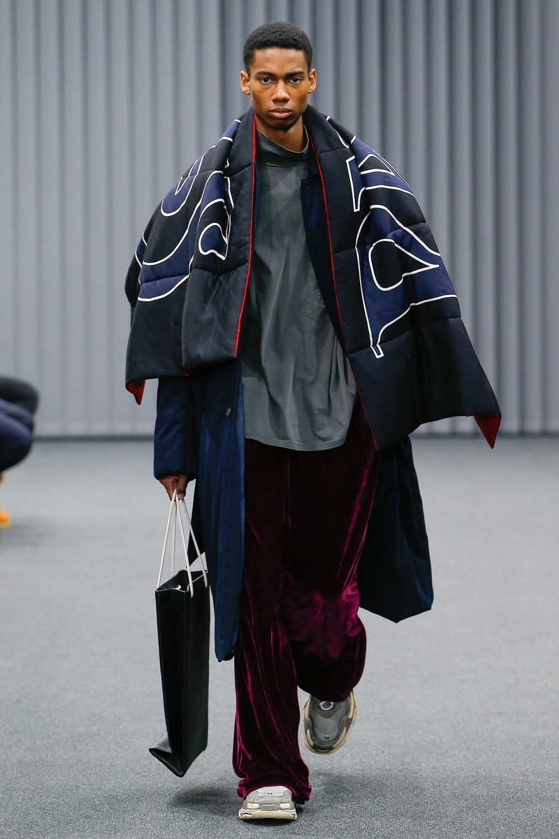 Balenciaga 2017 Fall/Winter Collection