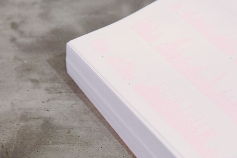 HYPEBEAST 專訪漫畫家門小雷－分享新書《The Blister Exists》鋼管舞圖鑒之創作歷程