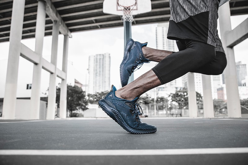 adidas AlphaBOUNCE AMS